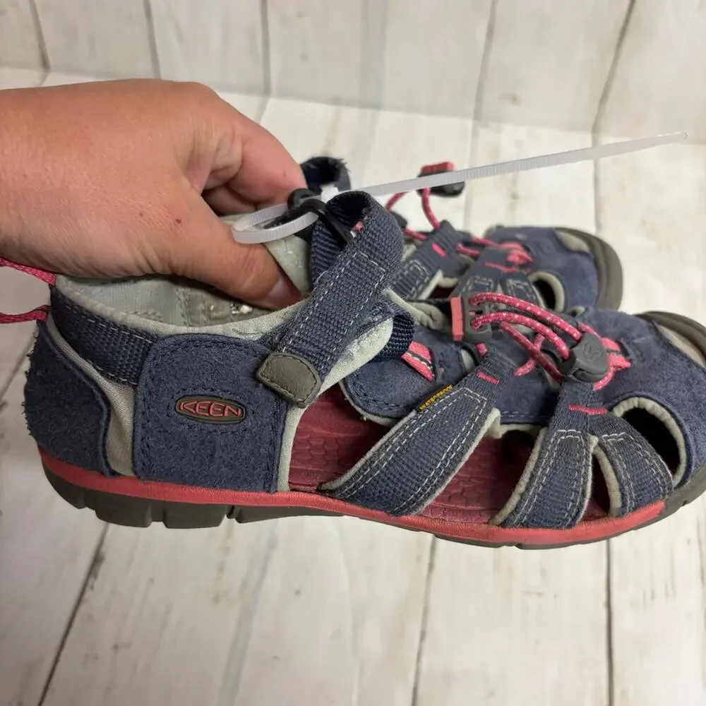 Keen Newport H2 Pink & Blue Sandals Youth Size 2